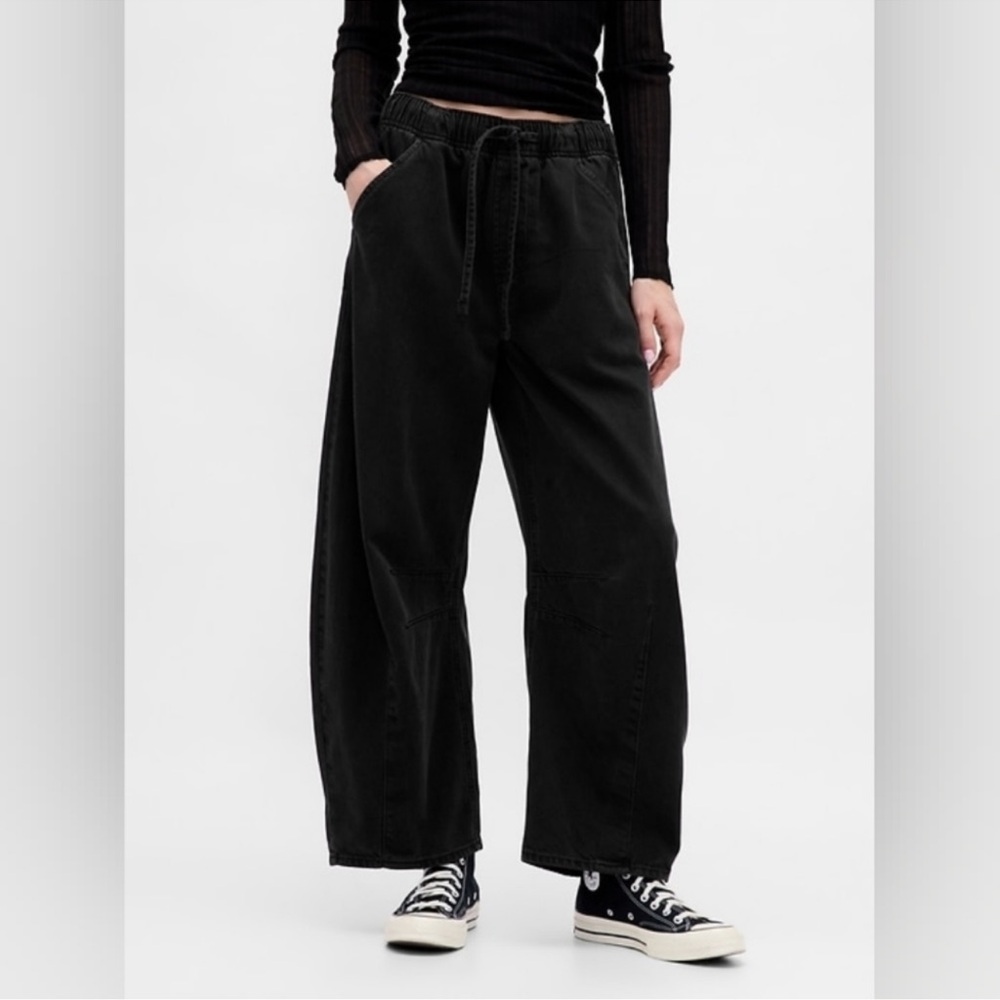 NWOT! Gap Black Mid Rise UltraSoft Easy Horseshoe Jeans 815686 🩷 - Picture 2 of 7